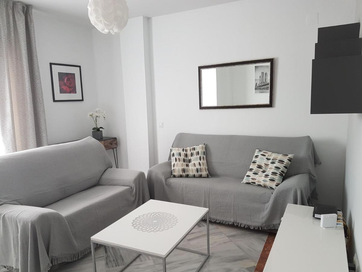 Apartamentos Seneca Junto Al Centro Málaga Extérieur photo