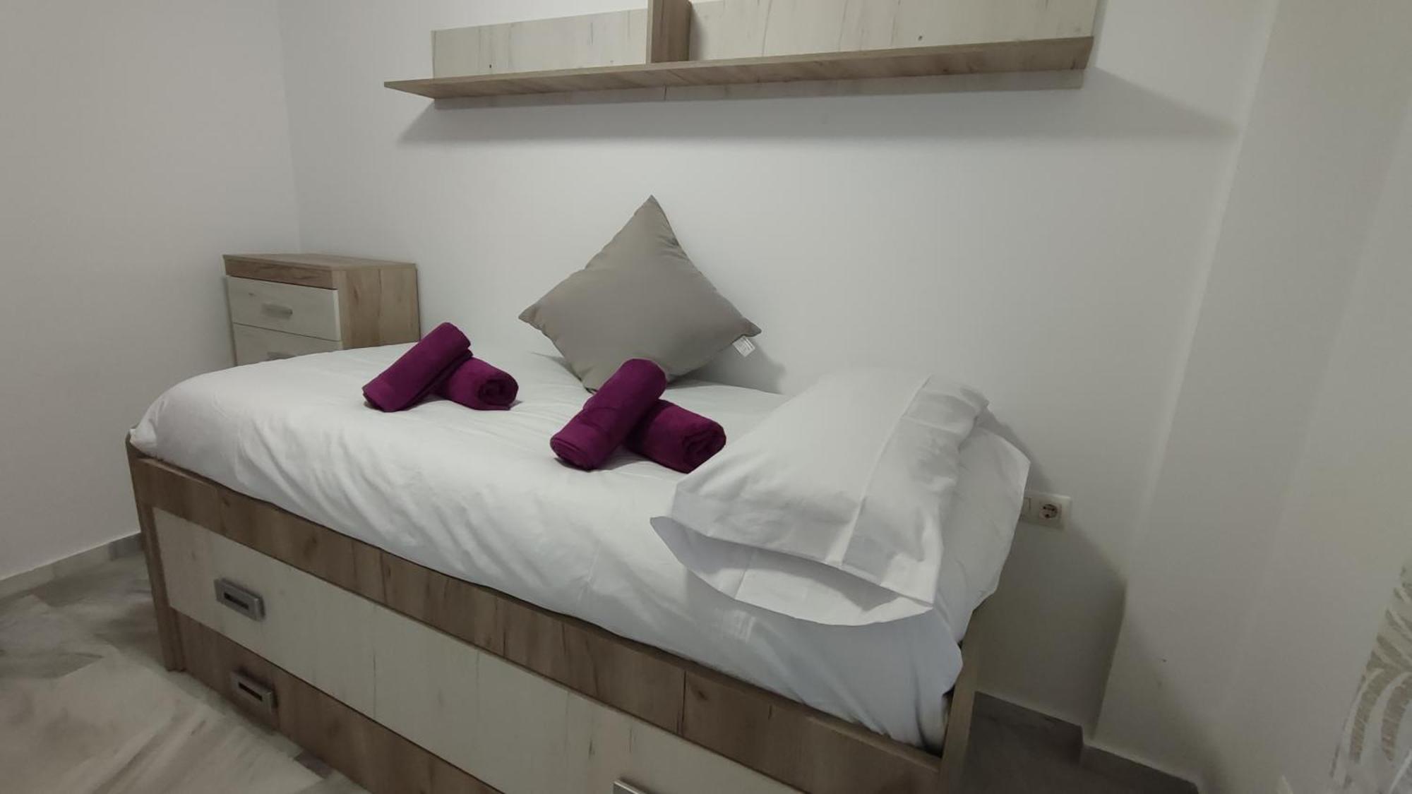 Apartamentos Seneca Junto Al Centro Málaga Extérieur photo