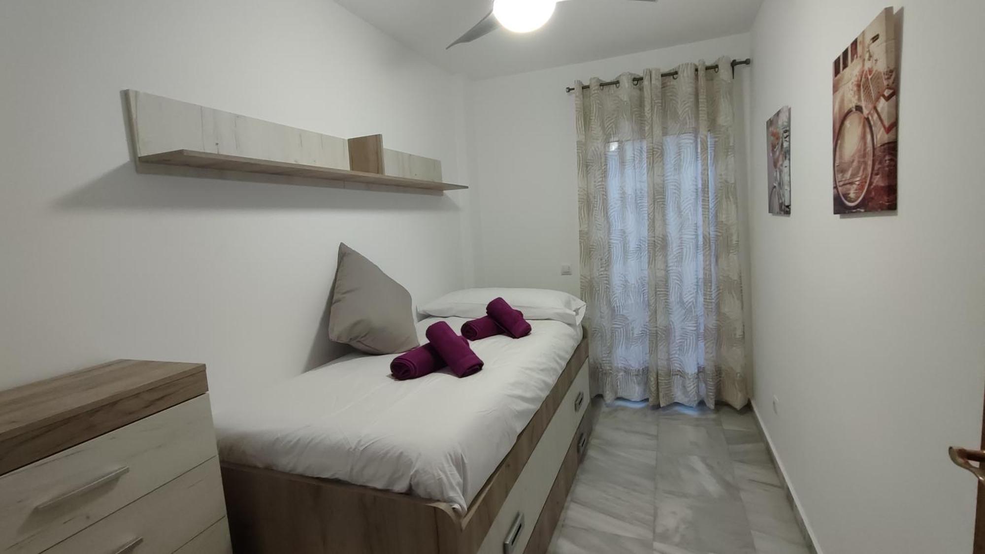 Apartamentos Seneca Junto Al Centro Málaga Extérieur photo